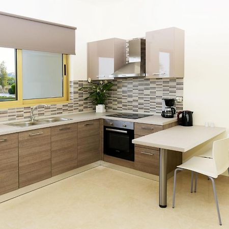 Stelia Luxury Apartments Kalavárda Zewnętrze zdjęcie