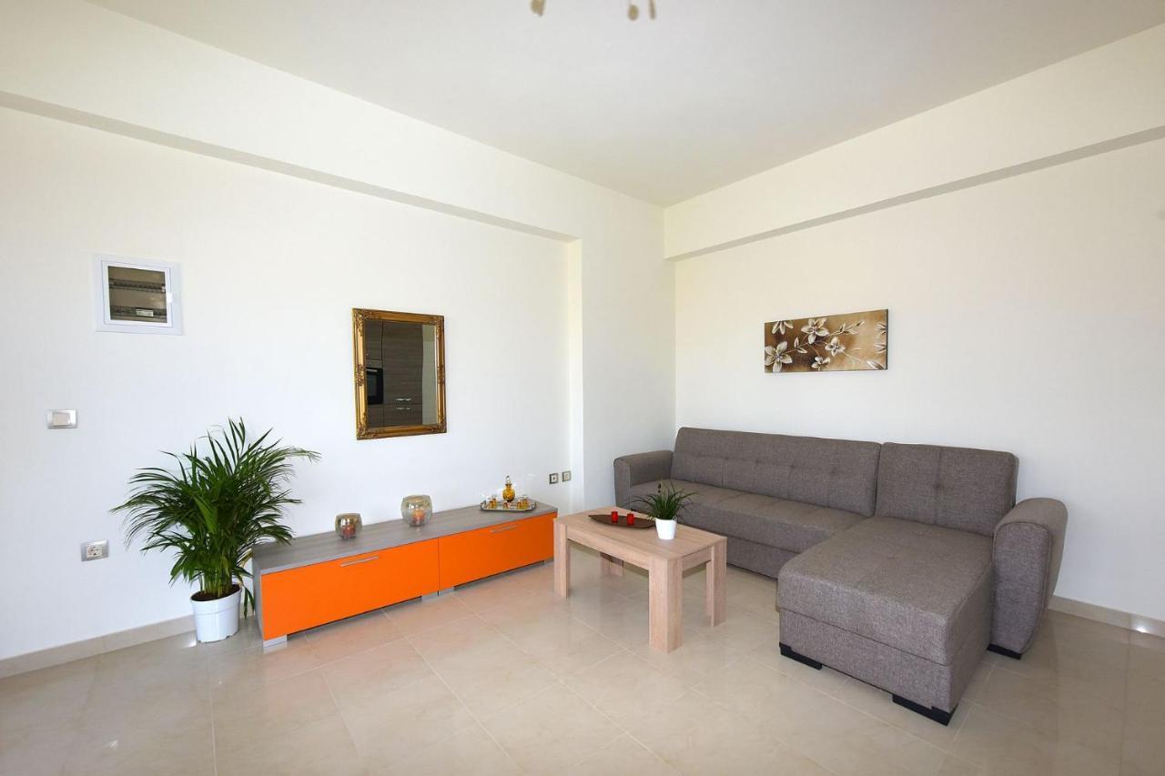 Stelia Luxury Apartments Kalavárda Zewnętrze zdjęcie