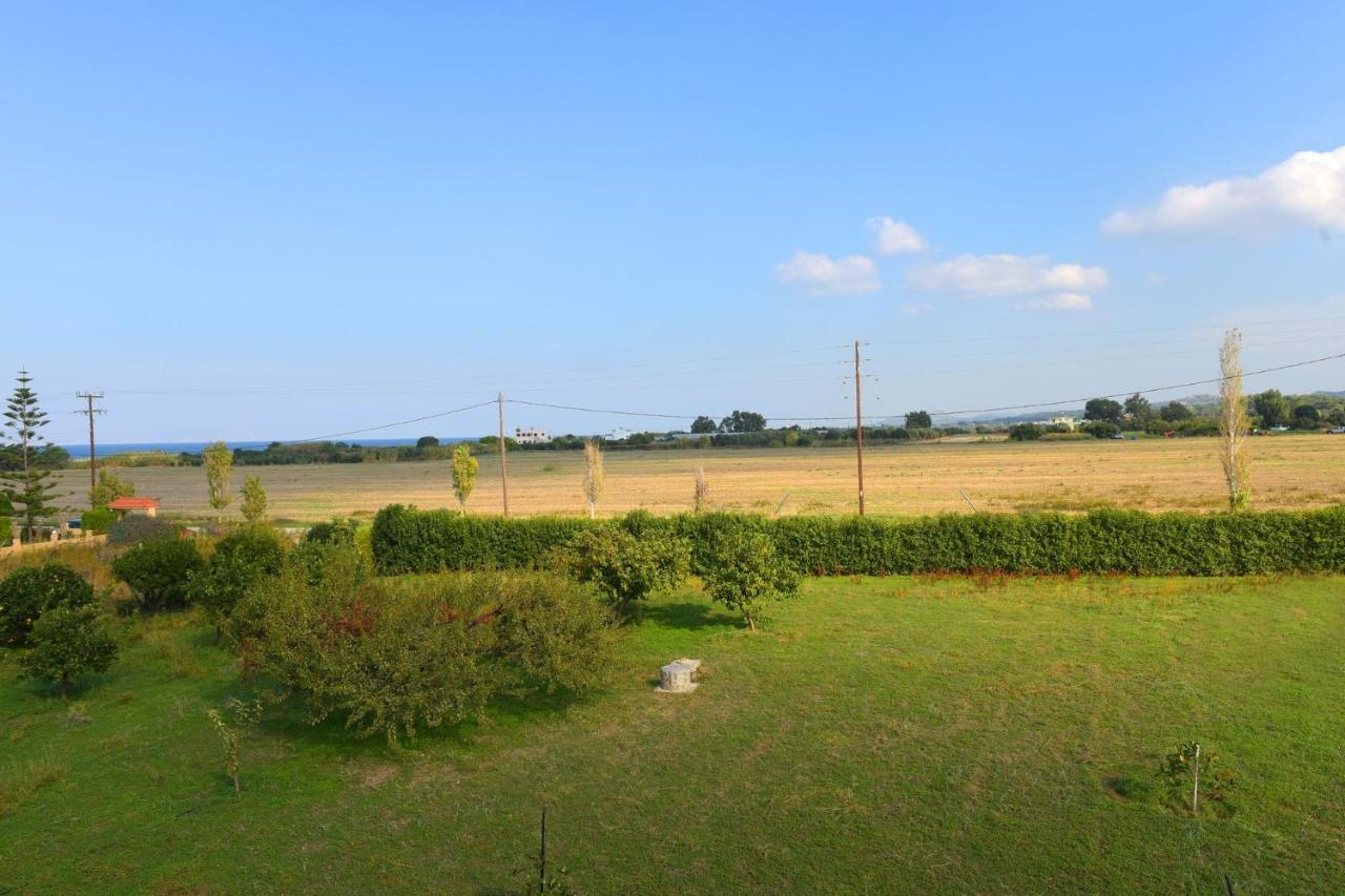 Stelia Luxury Apartments Kalavárda Zewnętrze zdjęcie