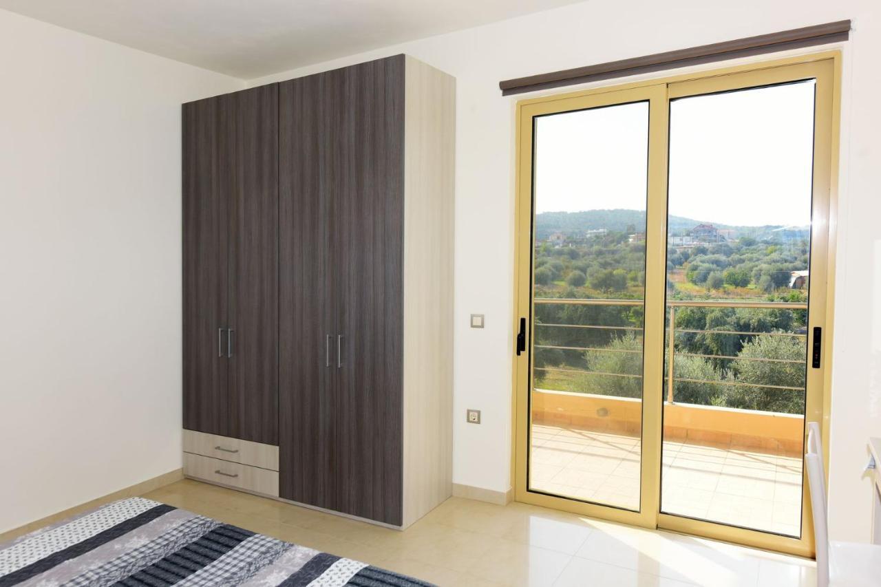 Stelia Luxury Apartments Kalavárda Zewnętrze zdjęcie