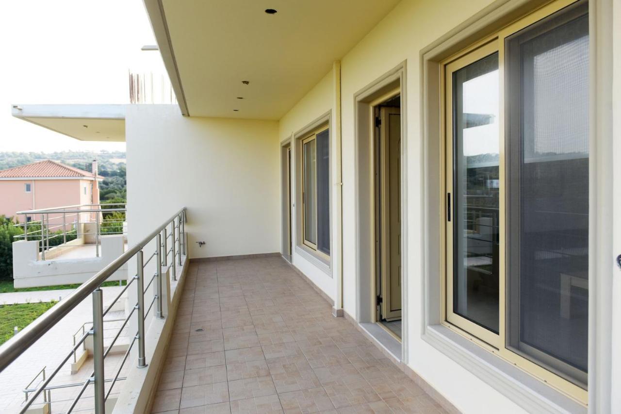 Stelia Luxury Apartments Kalavárda Zewnętrze zdjęcie